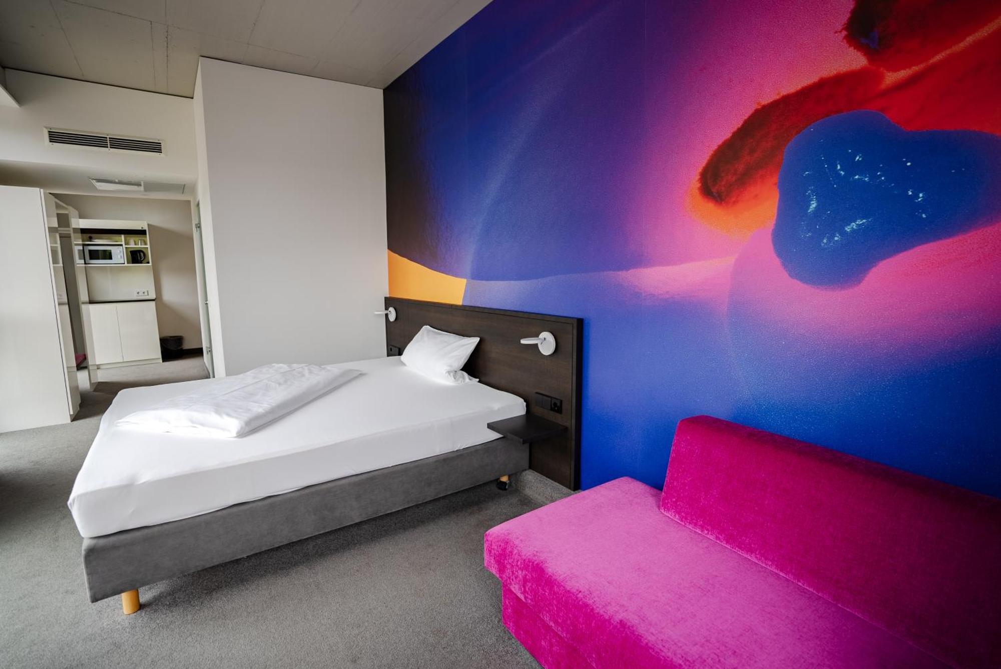 Qubixx Stadtmittehotel 3*